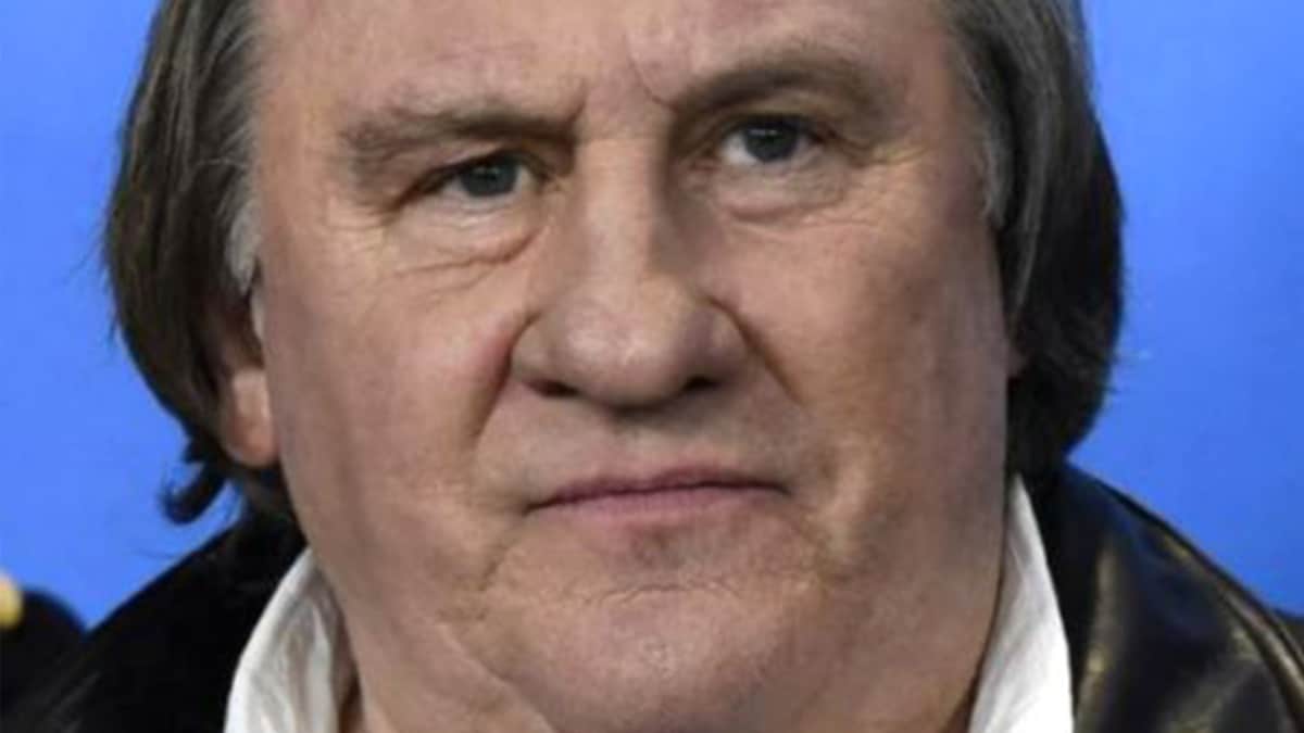 Gérard Depardieu loin de la France : Aperçu en fauteuil roulant à l ...