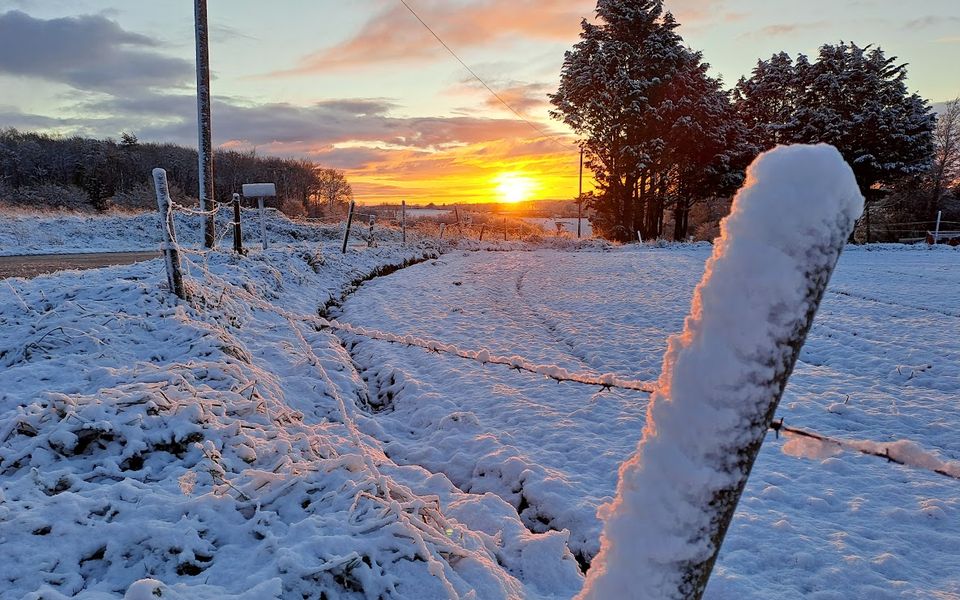 découvrez les prévisions de neige pour ce vendredi ! apprenez-en plus sur les conditions météorologiques, les attentes de chutes de neige et préparez-vous pour une journée hivernale magique.